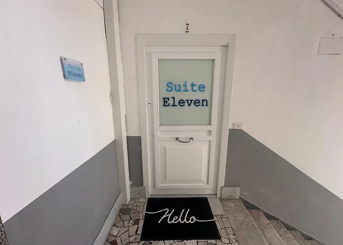 Pensjonat Eleven Neapol